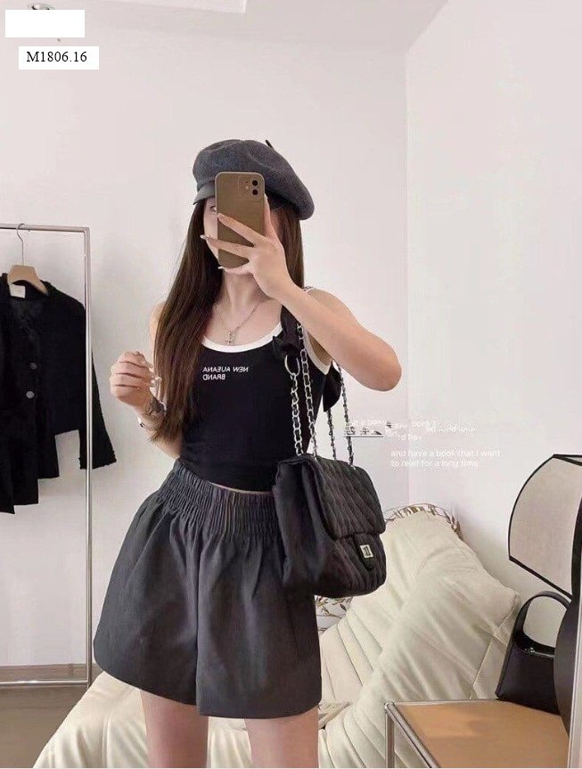 Áo croptop kèm đệm 18