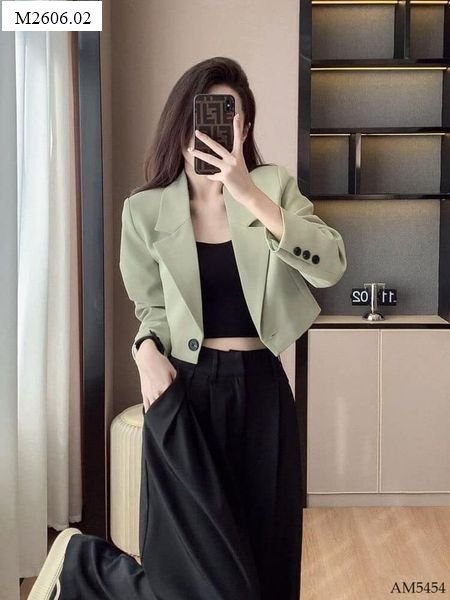 ÁO BLAZER DÁNG NGẮN TAY NỮ