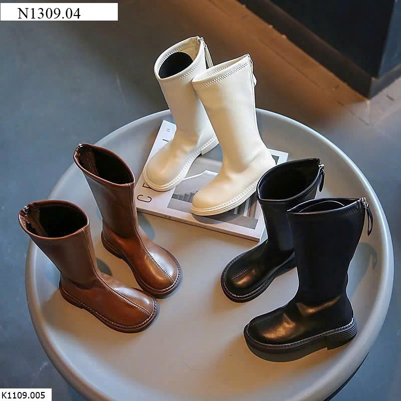 BOOT DA BÉ GÁI  Sz 26-30 #135k Sz 31-36 #140k.,.,.